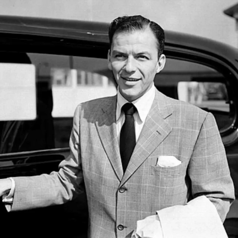 Frank Sinatra — The Voice. Anatomia di una leggenda