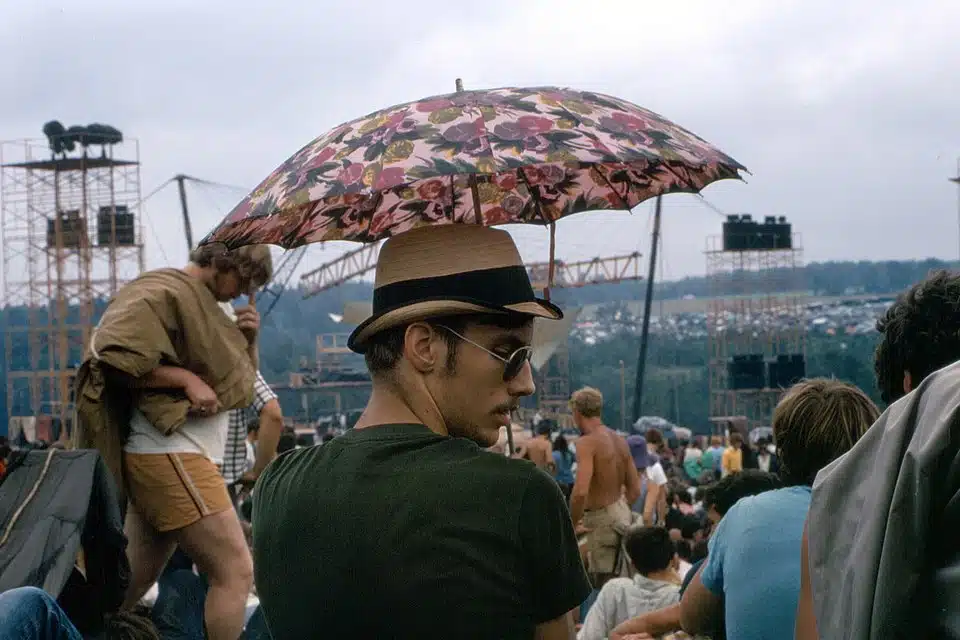 Parasol for the sun on the Woodstock festival field