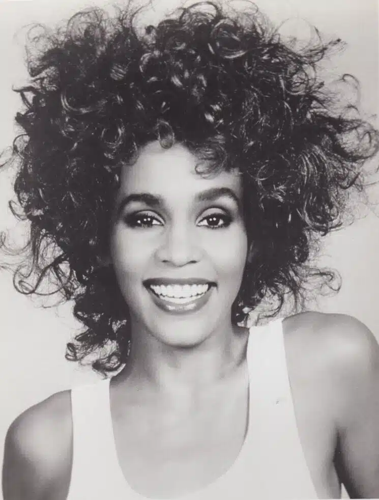 Whitney Houston: la voce che ha definito la perfezione 4 Whitney Houston: la voce che ha definito la perfezione