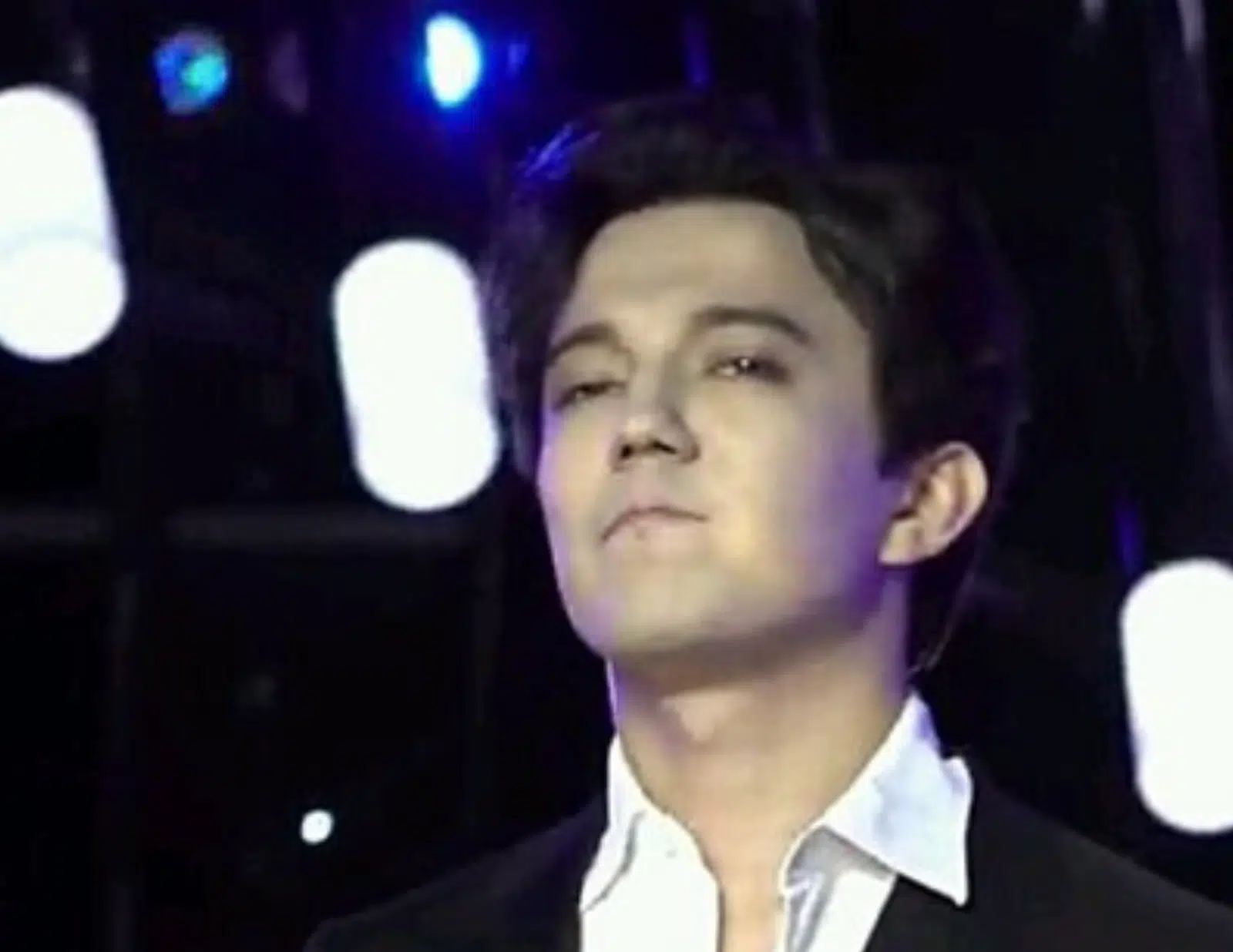 Dimash Qudaibergen — La Voce Totale. Anatomia di un fenomeno senza categoria 1 dimash in universal show
