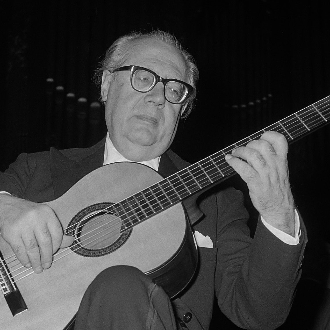 Andrés Segovia e la Nascita della Chitarra Classica Moderna 1 Andrés Segovia e la Nascita della Chitarra Classica Moderna