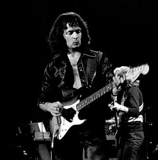 Ritchie Blackmore: il Cavaliere Nero della Chitarra Rock 2 Ritchie Blackmore 1977